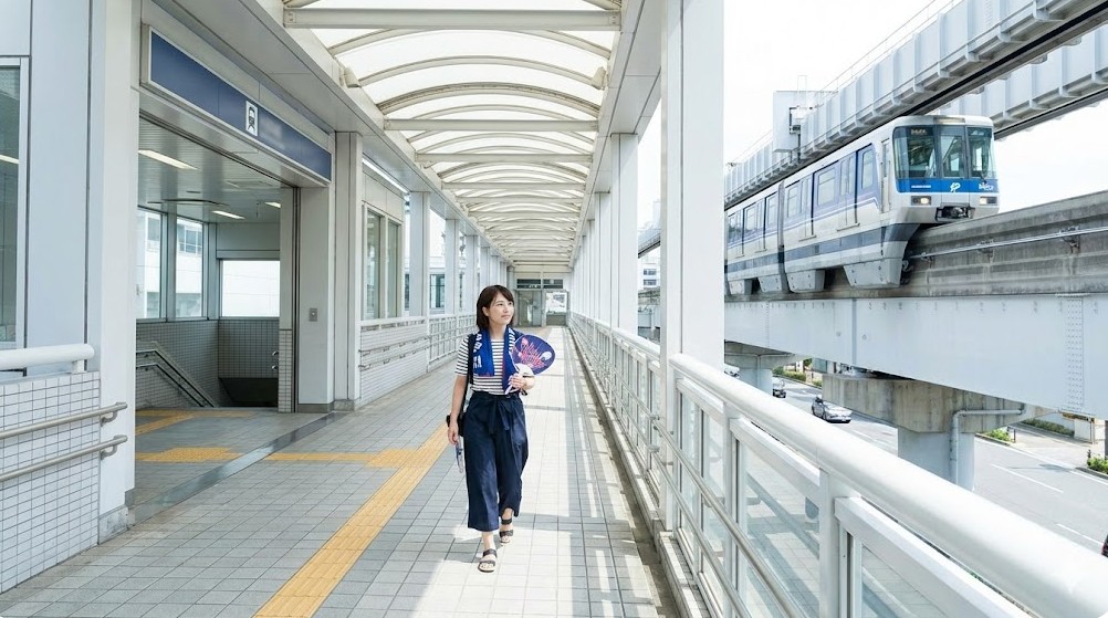 地下鉄とポートライナーを乗り継ぐ基本ルート