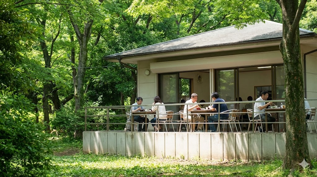 公園内にある徒歩圏内の食堂トップスピン